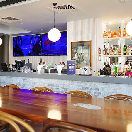 Crown Hotel Surry Hills Сидни Екстериор снимка