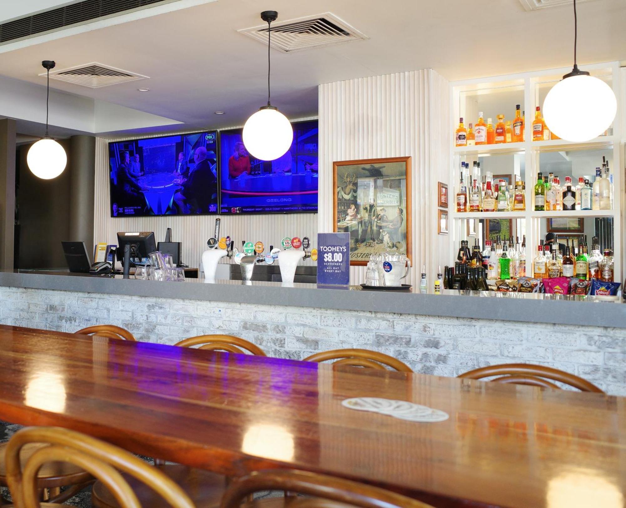 Crown Hotel Surry Hills Сидни Екстериор снимка