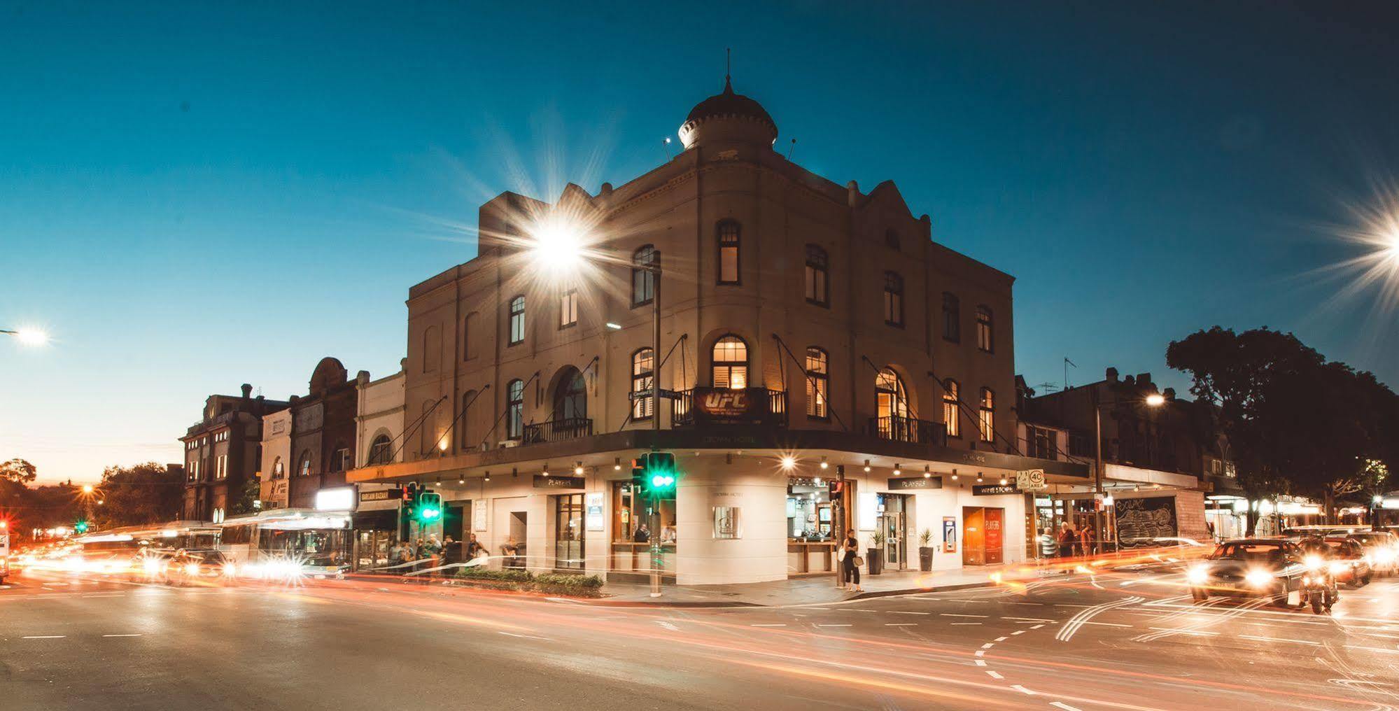 Crown Hotel Surry Hills Сидни Екстериор снимка
