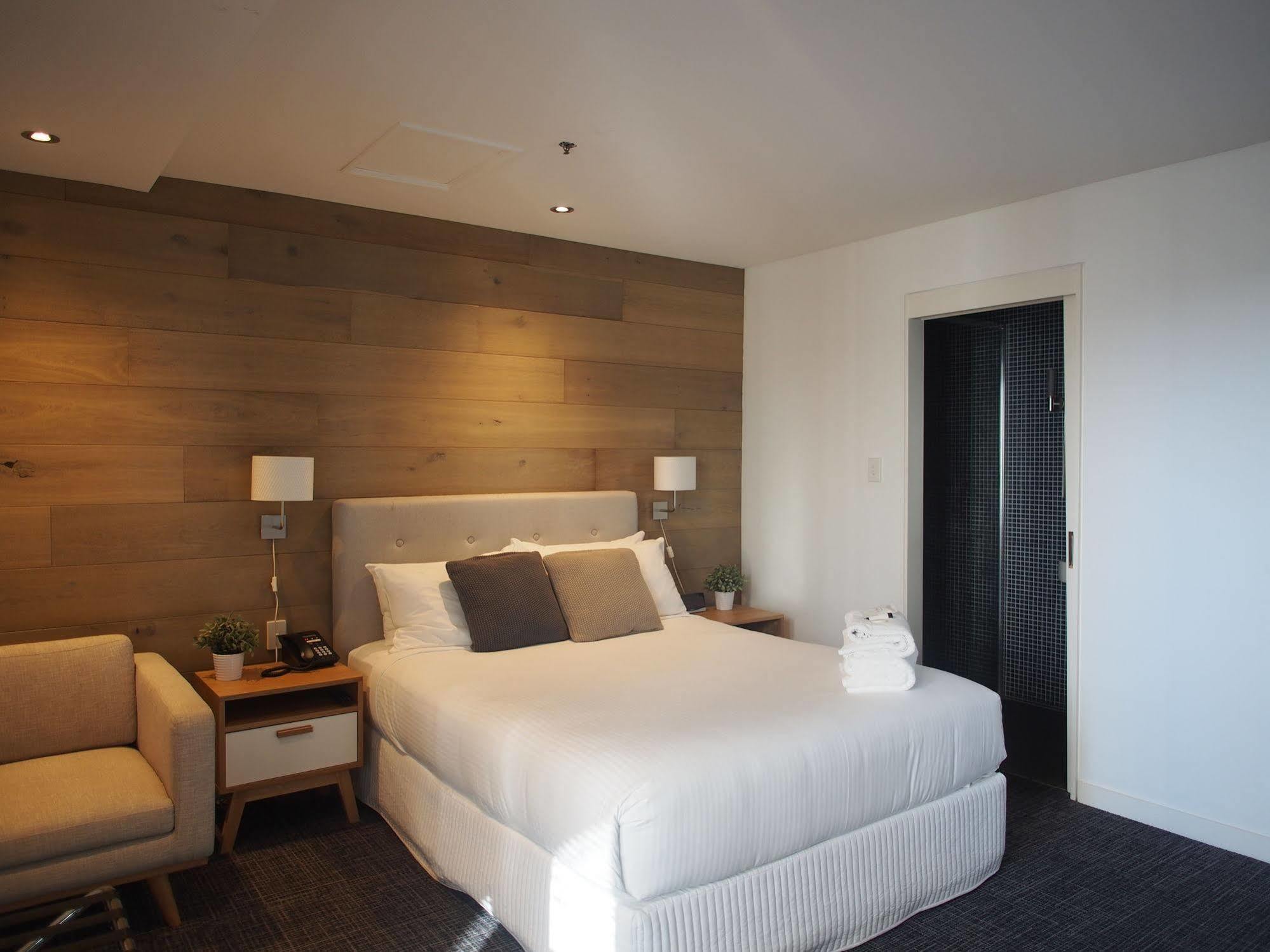 Crown Hotel Surry Hills Сидни Екстериор снимка