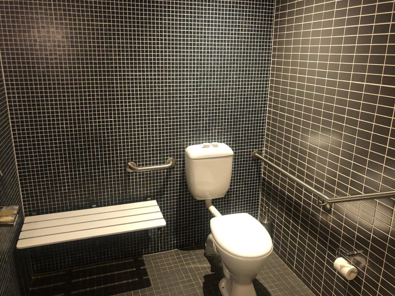 Crown Hotel Surry Hills Сидни Екстериор снимка