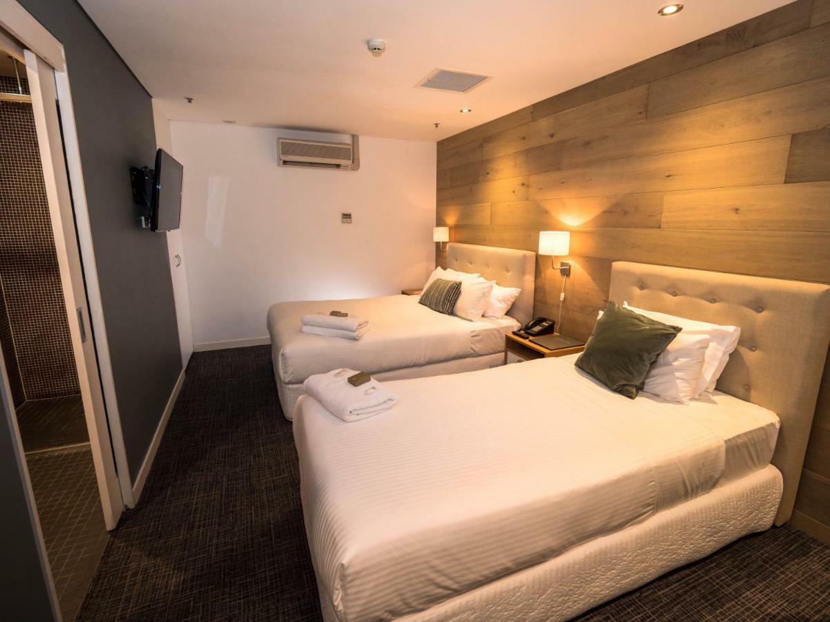 Crown Hotel Surry Hills Сидни Екстериор снимка